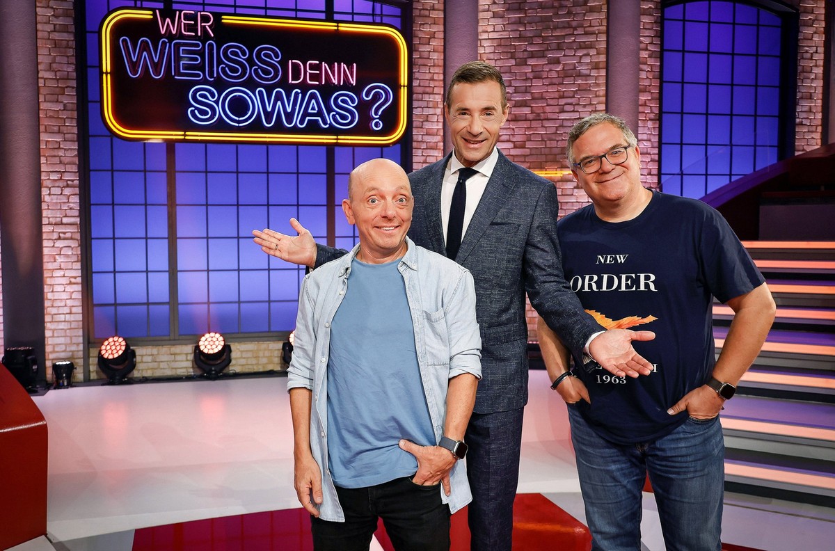 ARD WER WEISS DENN SOWAS? Das erfolgreiche Ratequiz kehrt zurück, ab (07.10.24) immer montags bis freitags um 18.00 Uhr im Ersten.
Die 11. Staffel der Vorabend-Quizshow „Wer weiß denn sowas?“ startet  ...