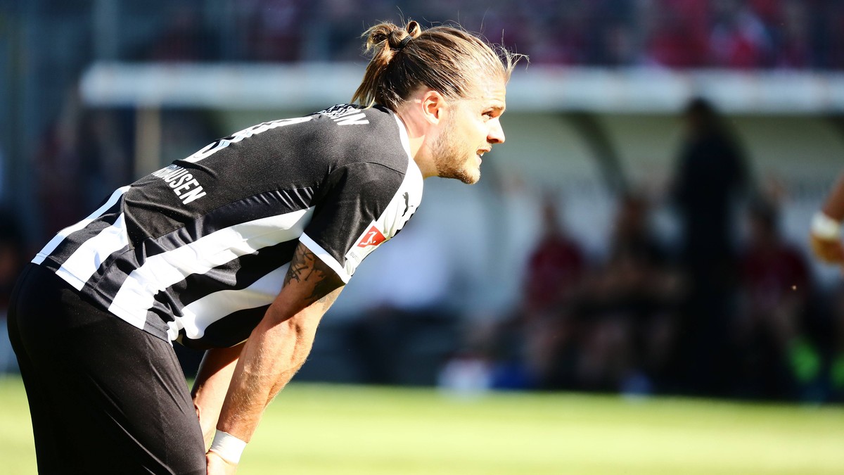 Rurik Gislason (SV Sandhausen) beim Spiel SV Sandhausen gegen den 1. FC Nuernberg am 06.05.2018 in der 2. Fussball Bundesliga, SV Sandhausen vs. 1. FC Nuernberg, Fussball, 2. Bundesliga, 06.05.2018 Sa ...
