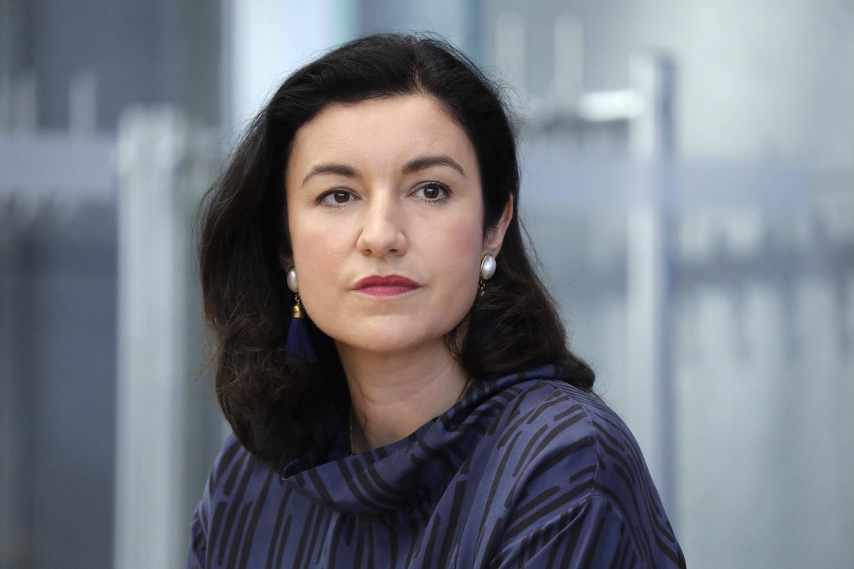 CSU-Politikerin und Staatsministerin für Digitalisierung, vor der Wiedervereinigung war sie Bürgerin der BRD.