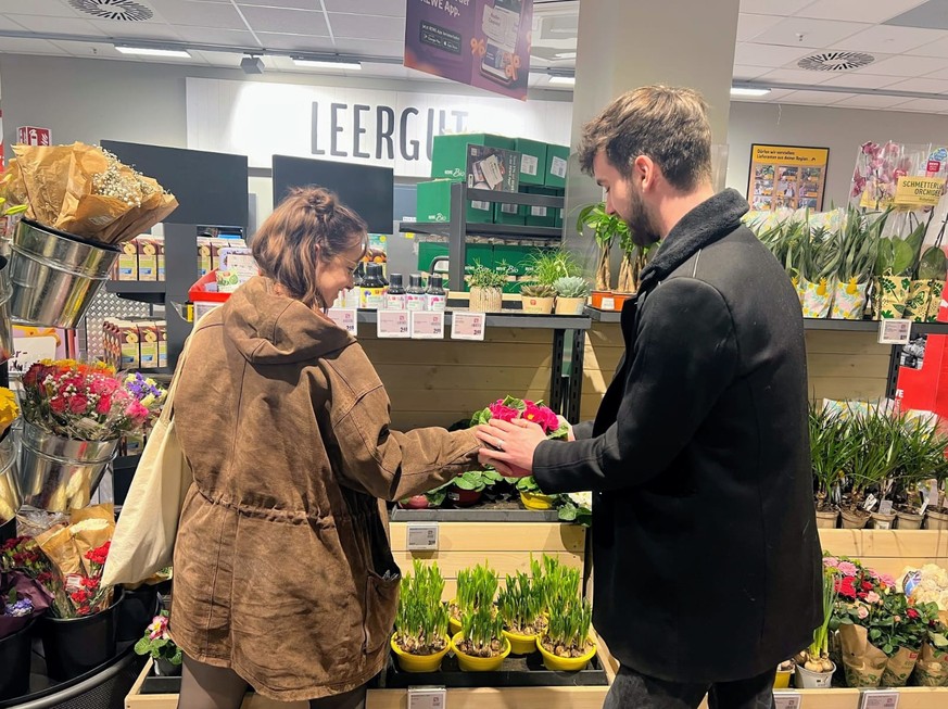 Supermarkt Rewe Paar Verliebt Dating Mann Frau