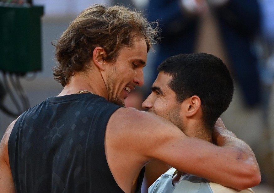 Alexander Zverev plays his quarter-final match during the French Open Tennis at Roland Garros stadium on May 31, 2022 in Paris, France. Photo by Christian Liewig/ABACAPRESS.COM