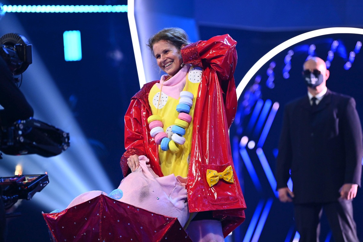 Die Sport-Moderatorin Katrin Müller-Hohenstein entpuppte sich als das Schwein in "The Masked Singer".