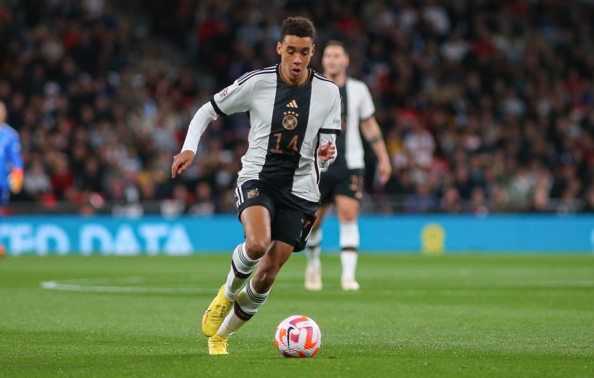 London, England, Monday 26th Sep 2022 Jamal Musiala 14 Germany during the UEFA Nations League Group 3 game between England and Germany at Wembley Stadium in London, England Sports Press Photo SPP PUBL ...
