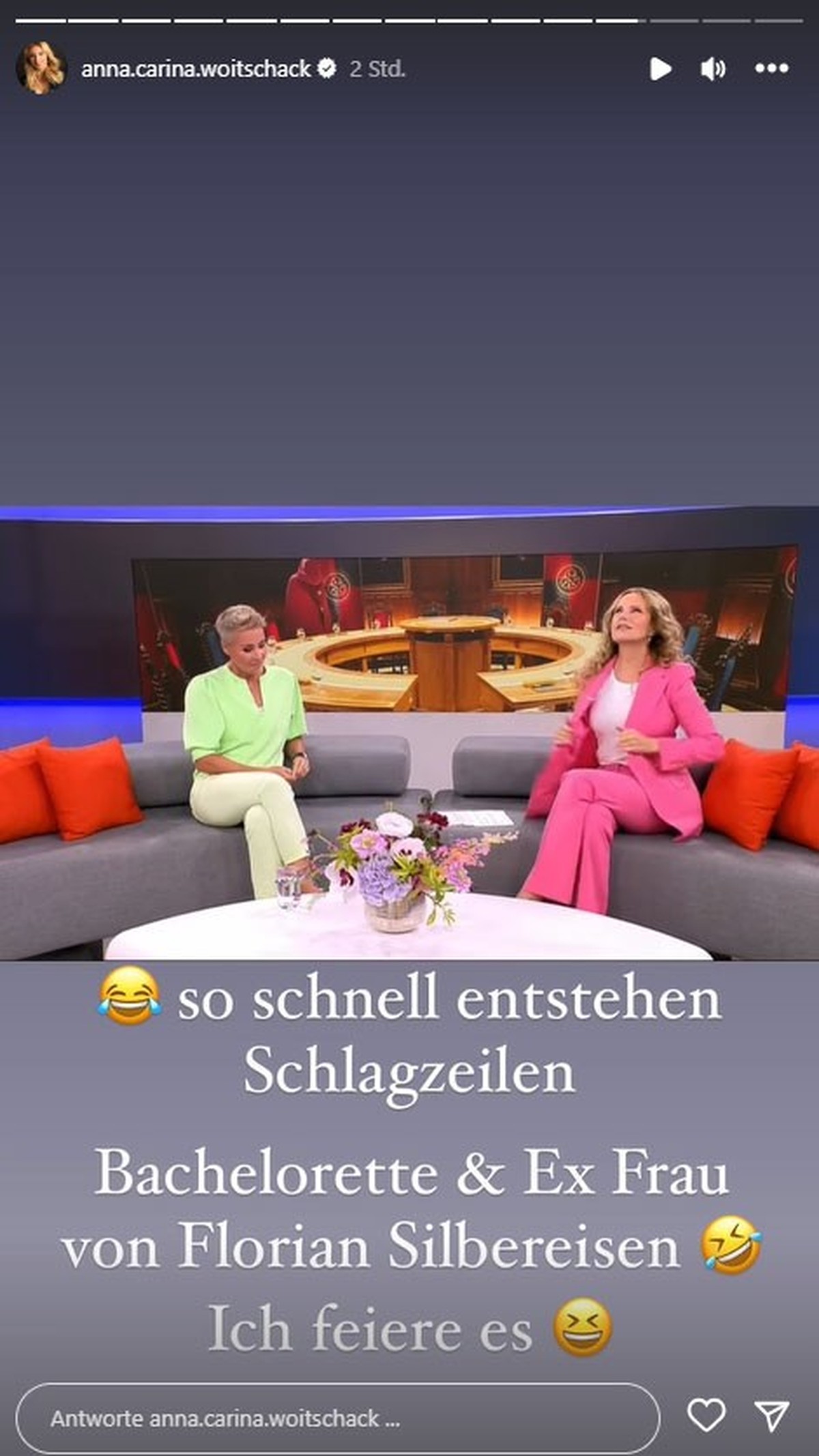 Anna-Carina Woitschack reagiert amüsiert.