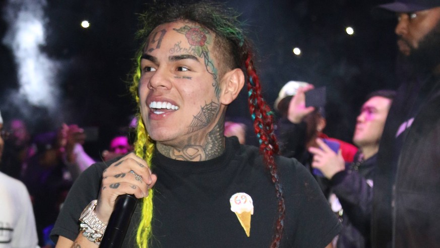 ***FiLE Photo*** Tekashi69 Pleads Guilty On 9 Counts of Drugs, Guns and Racketeering NEWARK, NJ - OCTOBER 28: Tekashi 6ix9ine at Power 105.1 s Powerhouse 2018 at Prudential Center on October 28, 2018  ...