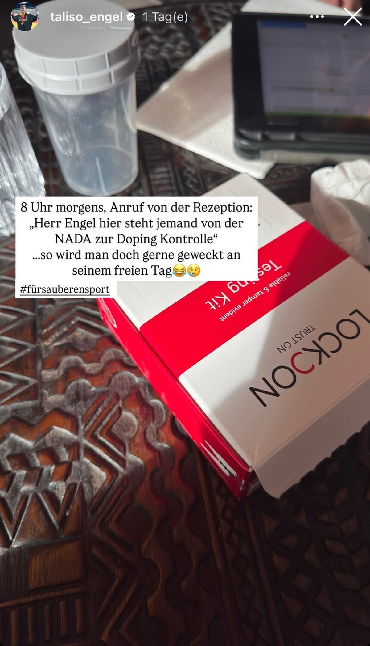Taliso Engel wird zum Dopingtest gebeten.