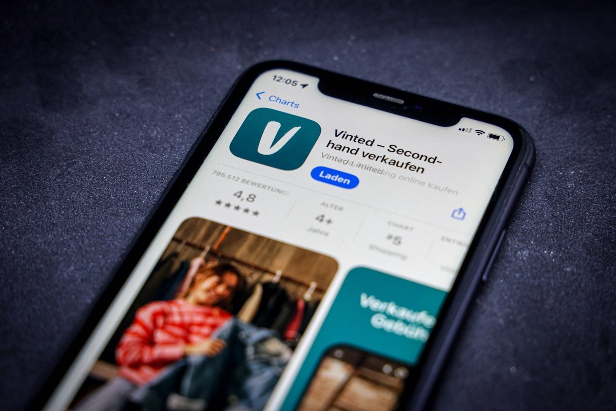 Apple App Store auf einem iPhone. Apps Charts gratis. Vinted - Secon Hand verkaufen. // 20.04.2025 *** Apple App Store on an iPhone Apps Charts free Vinted Secon hand sell 20 04 2025