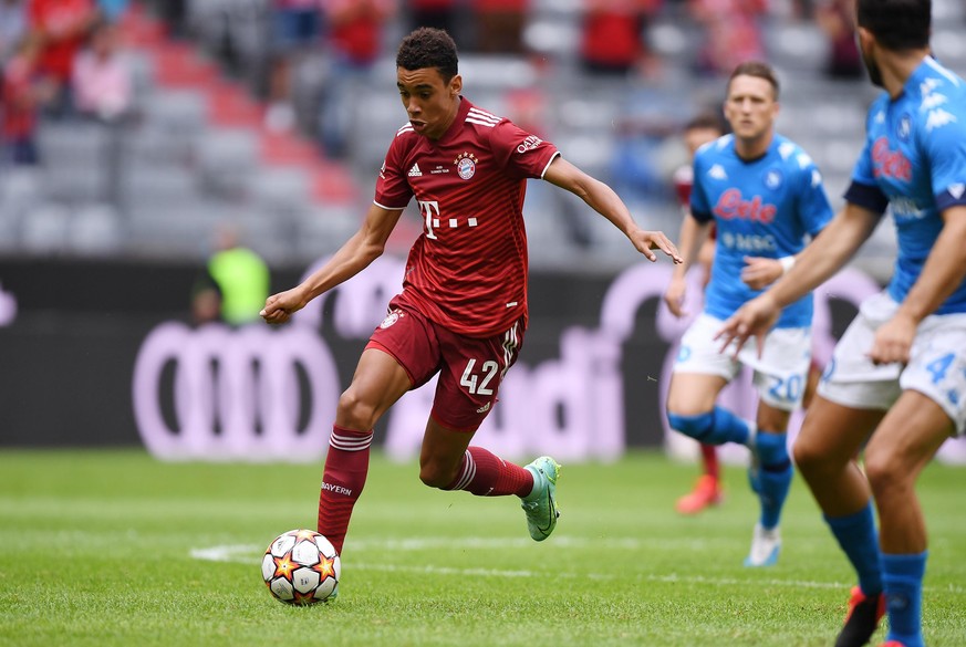 Fussball Audi Football Summit 2021 in der Allianz Arena FC Bayern Muenchen - SSC Neapel 31.07.2021 Jamal Musiala (FC Bayern Muenchen) am Ball FOTO: ULMER Pressebildagentur xxNOxMODELxRELEASExx