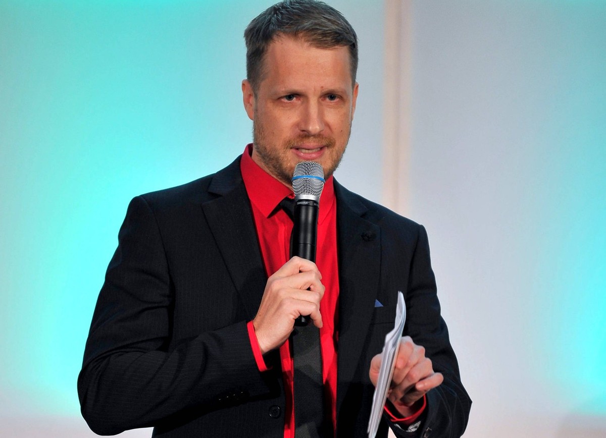 12. Charity-Gala. Oliver Pocher anläßlich der 12. Charity-Gala am 16.12.2023 im Dolce Bad Nauheim. 20231216MWI113902 *** 12 Charity Gala Oliver Pocher on the occasion of the 12 Charity Gala on 16 12 2 ...