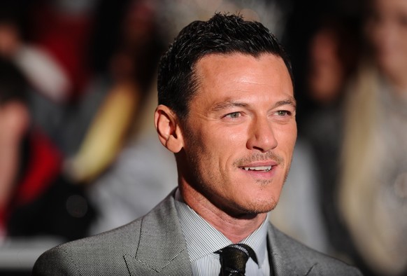 LONDON, ENGLAND - DECEMBER 01: Luke Evans attends the World Premiere of &quot;The Hobbit: The Battle OF The Five Armies&quot; at Odeon Leicester Square on December 1, 2014 in London, England. (Photo b ...