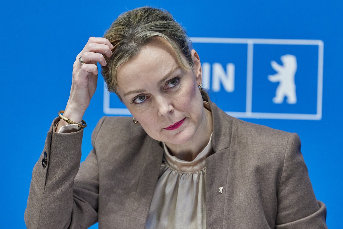 ARCHIV - 09.01.2024, Berlin: Manja Schreiner (CDU), Verkehrssenatorin, spricht bei einer Pressekonferenz nach der Sitzung des Berliner Senats. (zu dpa: