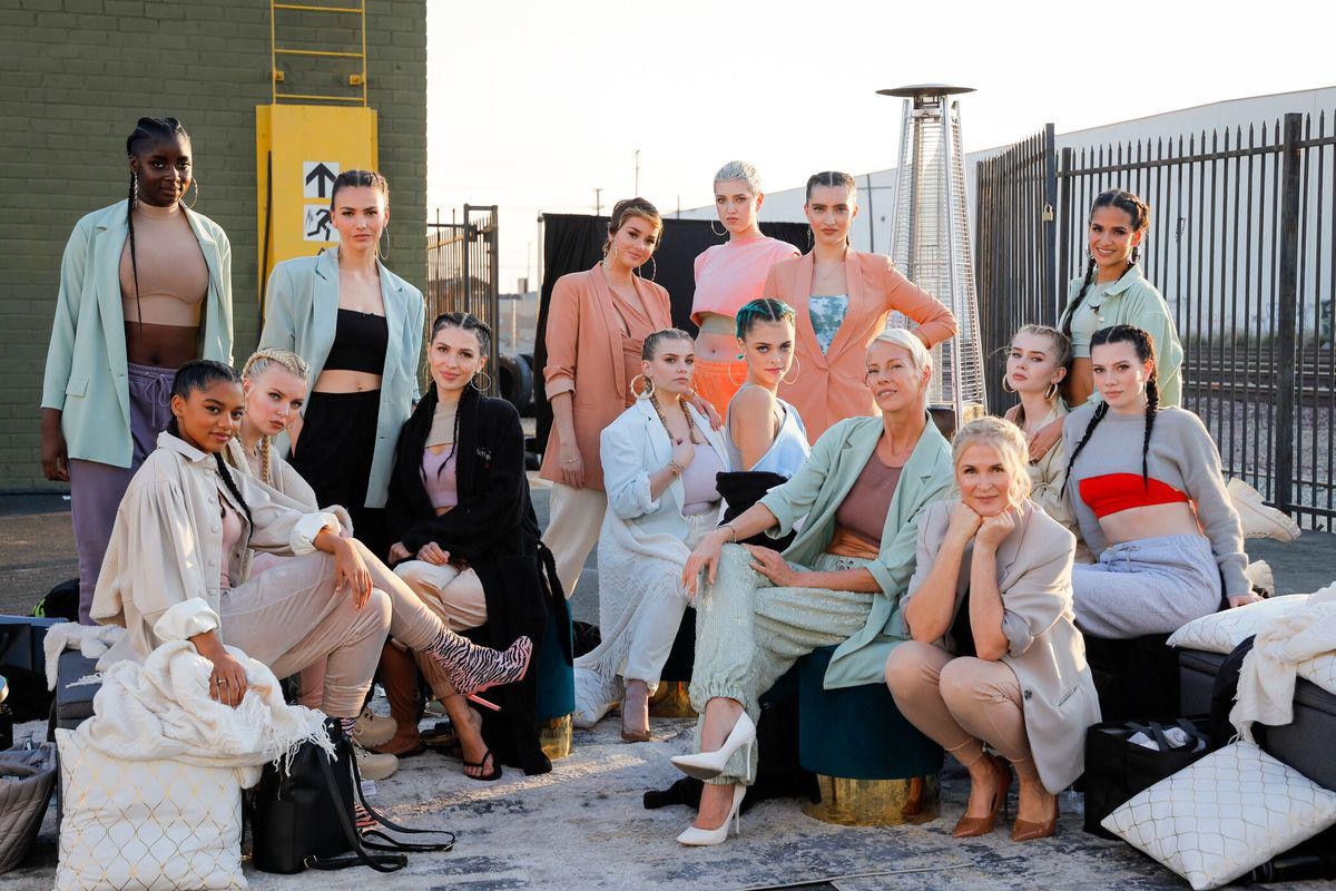 "Der Druck steigt, es wird ernst": Nach der achten Woche sind nur noch 15 Models im GNTM-Rennen.