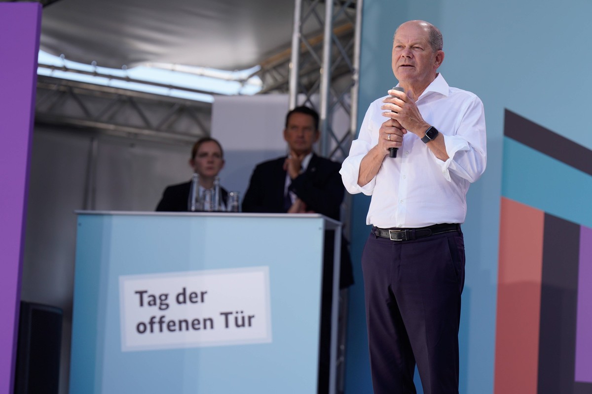 News Bilder des Tages Tag der offenen T�r 2023, Bundeskanzler Olaf Scholz Tag der offenen T�r 2023 im Bundeskanzleramt, Bundeskanzler Olaf Scholz SPD, 20.8.2023 Berlin Berlin GER *** Open Day 2023, Ch ...