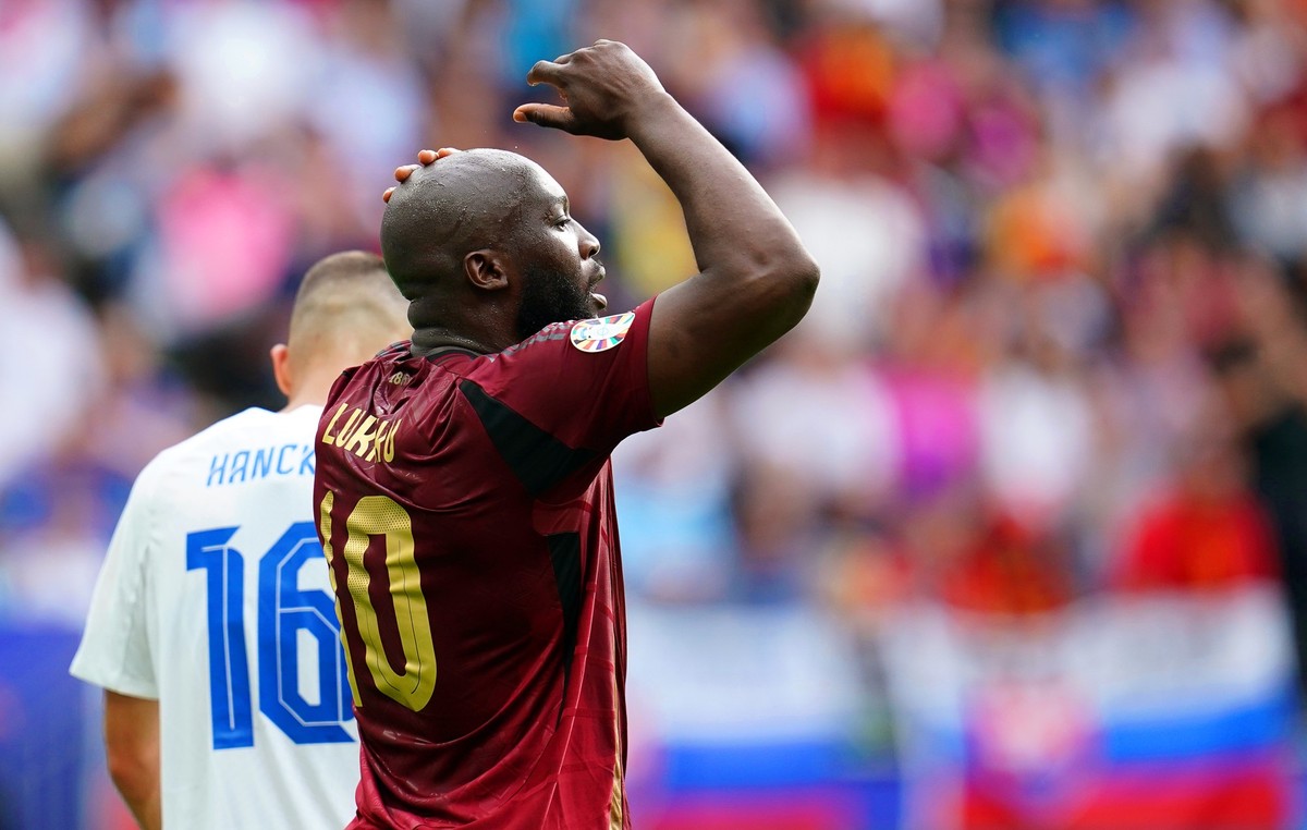 17.06.2024, Hessen, Frankfurt/Main: Fu�ball, UEFA Euro 2024, EM, Belgien - Slowakei, Vorrunde, Gruppe E, Spieltag 1, Frankfurt Arena, Belgiens Romelu Lukaku reagiert. Foto: Uwe Anspach/dpa +++ dpa-Bil ...