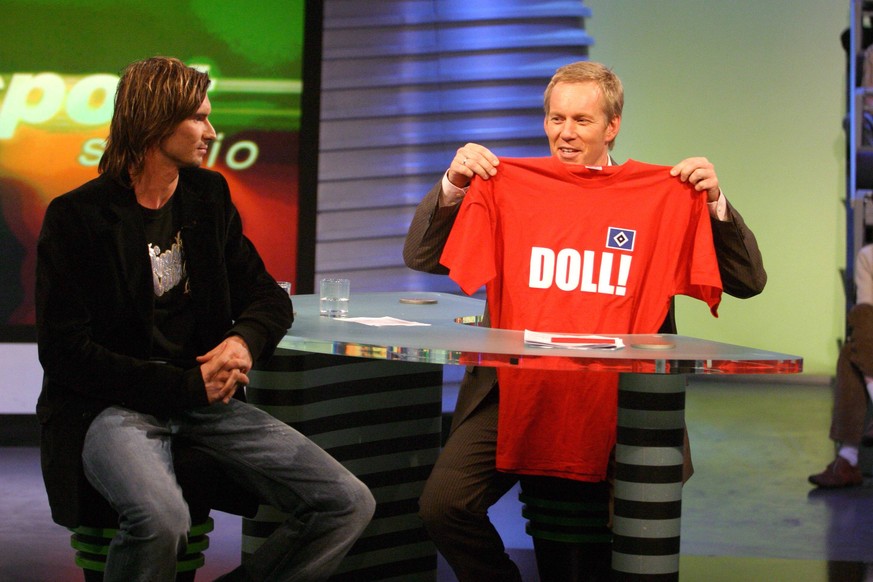 Johannes B. Kerner (r.) saß mit Thomas Brdaric im Sportstudio und die Doll-Wortwitze von "dolles Ding" bis "Dolls dolle Jungs" waren noch ganz frisch.&nbsp;&nbsp;