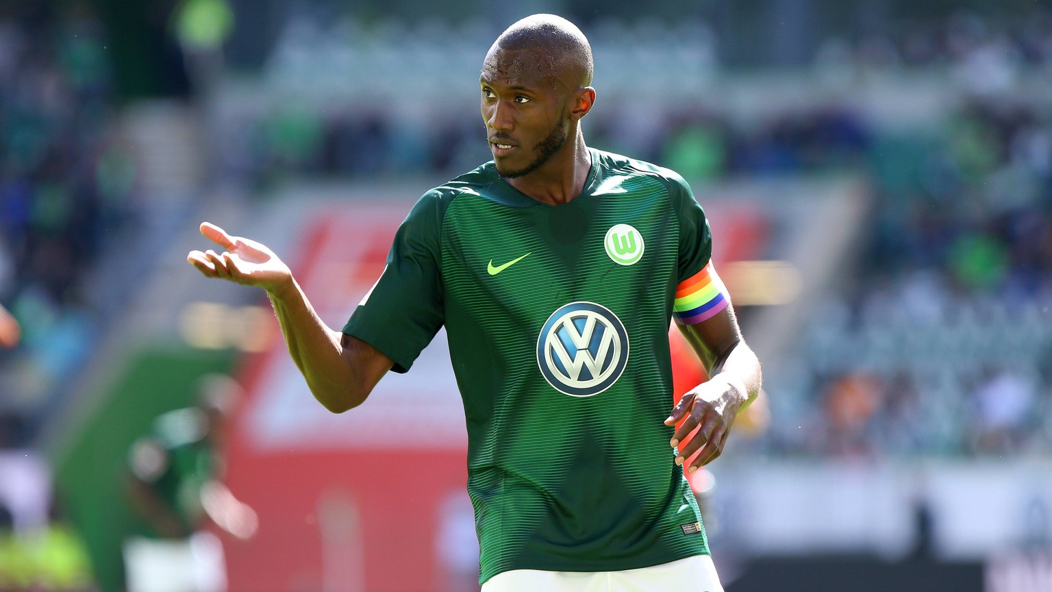 Josuha Guilavogui trägt die Binde mit Stolz. Mindestens ein Mitspieler würde dies nicht tun.