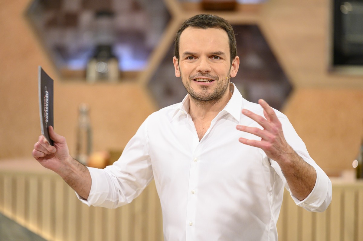 Steffen Henssler in "Hensslers Countdown - Kochen am Limit"