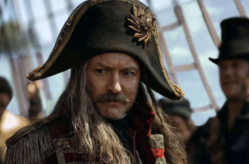Jude Law schlüpft für die neue "Peter Pan"-Verfilmung in die Rolle von Captain Hook.