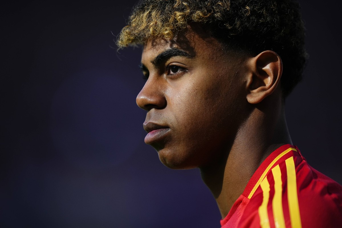 Spain v Croatia: Group B - UEFA EURO, EM, Europameisterschaft,Fussball 2024 Lamine Yamal right winger of Spain and FC Barcelona, Barca during the UEFA EURO 2024 group stage match between Spain and Cro ...