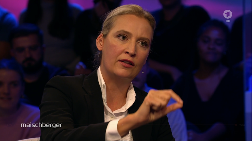 Alice Weidel möchte nicht über Putin urteilen.