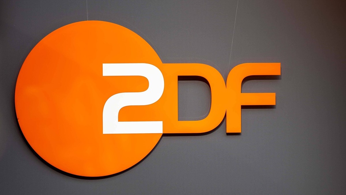 Berlin, Deutschland. 27. Mai 2024. ZDF-Logo auf der re:publica 2024 unter dem Motto Who cares in der Station Berlin beim Gleisdreieck. Berlin *** Berlin, Germany 27 May 2024 ZDF logo at re publica 202 ...
