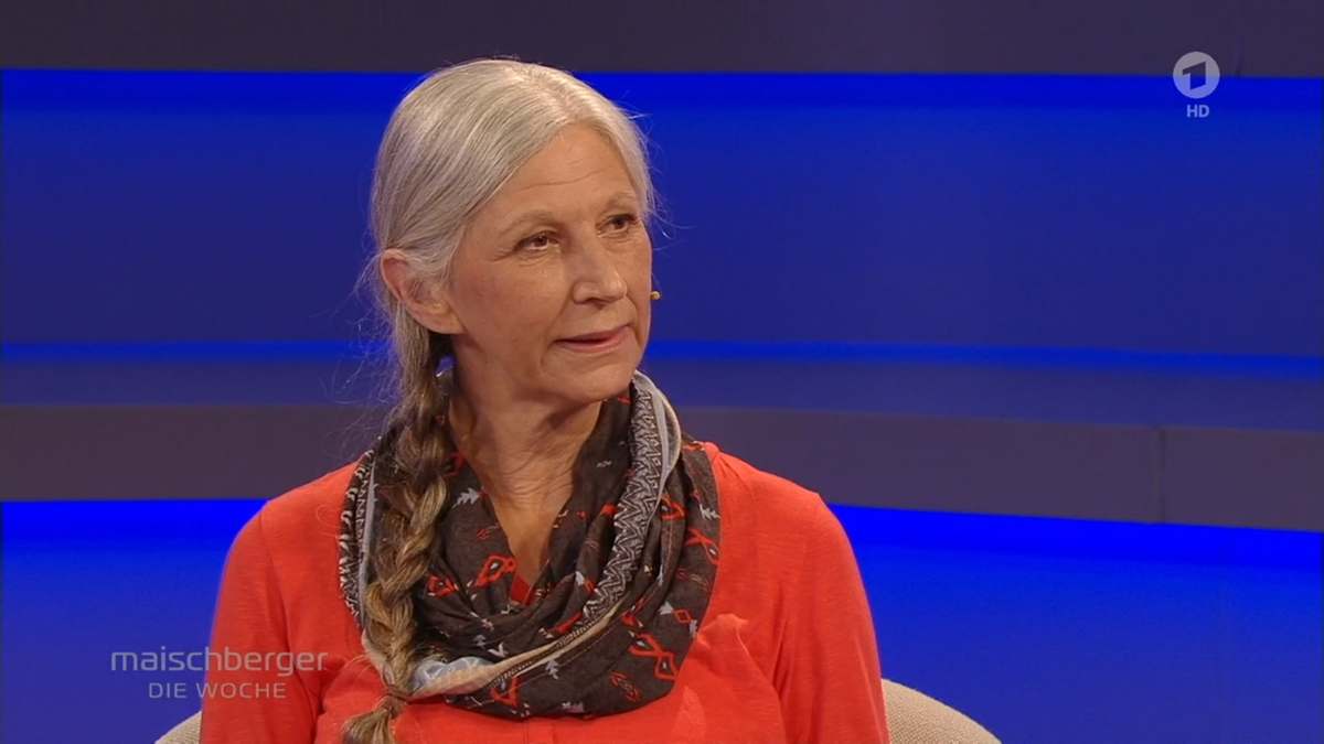 Intensivpflegerin Anette Segtrop hat in 40 Berufsjahren nichts so Schlimmes erlebt wie Corona.