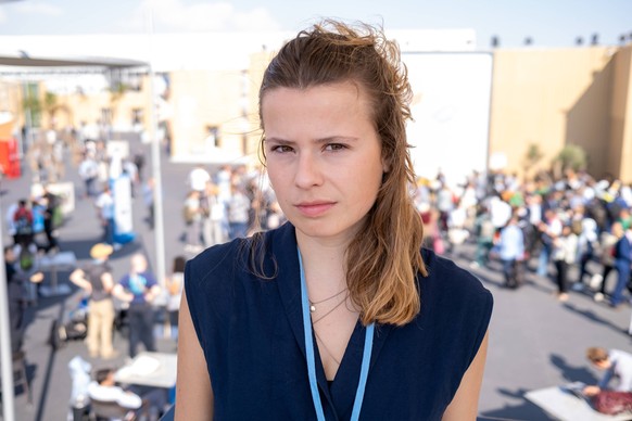 Luisa Neubauer auf der COP 27 �gypten, Scharm El-Scheikh am 16.11.2022: Ein Portrait von der Klimaschutzaktivistin Luisa Neubauer auf der Klimakonferenz COP27. *** Luisa Neubauer at the COP 27 Egypt,  ...