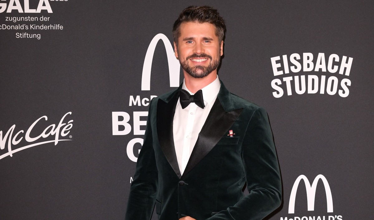 MUNICH, GERMANY - OCTOBER 28: Thore Schölermann attends the McDonald&#039;s Benefiz Gala 2023 at Eisbach Studios on October 28, 2023 in Munich, Germany. (Photo by Hannes Magerstaedt/Getty Images)
