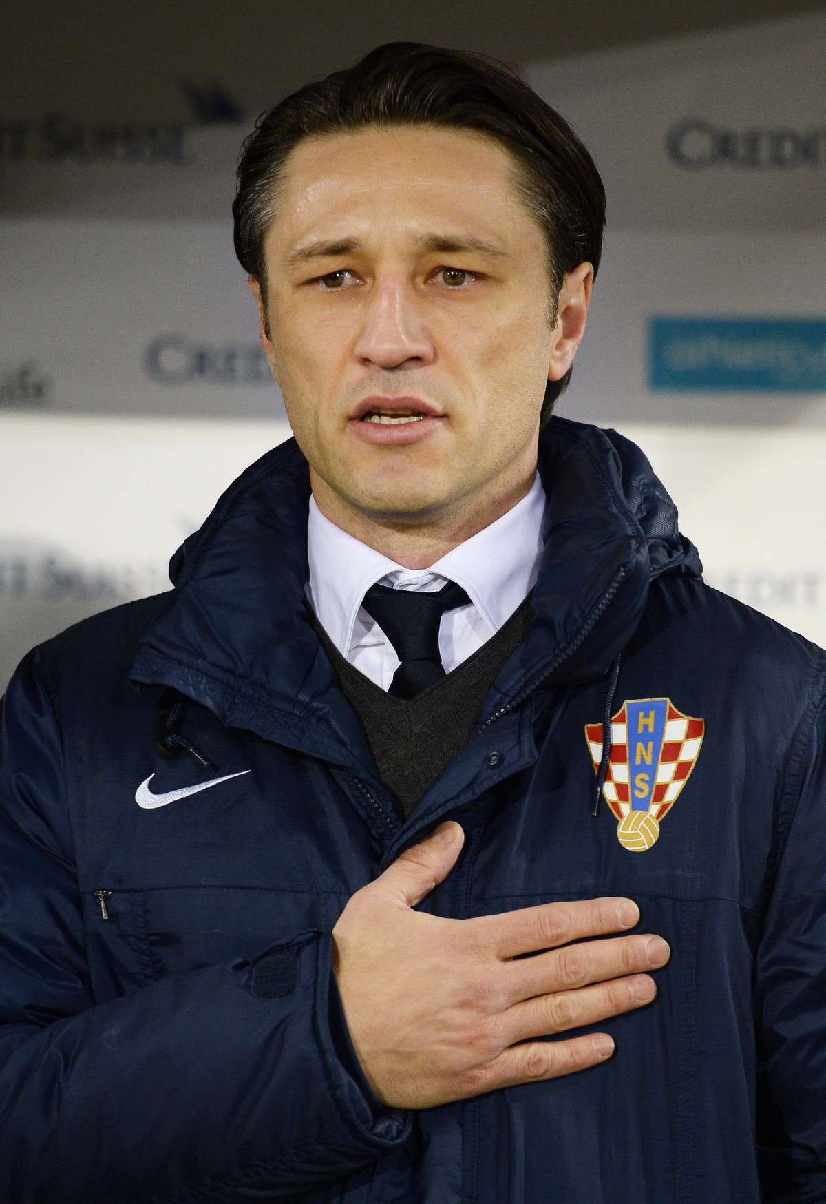 Niko Kovac singt die kroatische Hymne