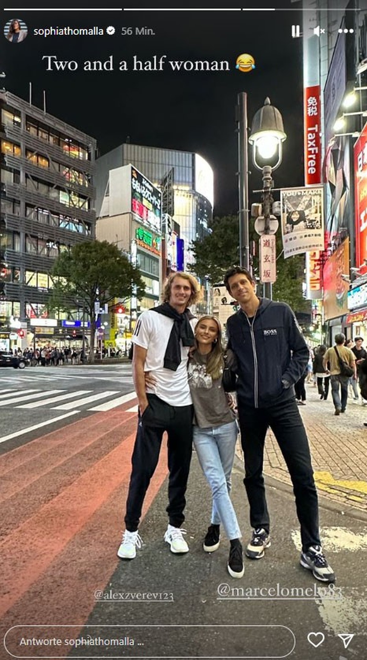 Sophia Thomalla posiert mit Alexander Zverev und Marcelo Melo.