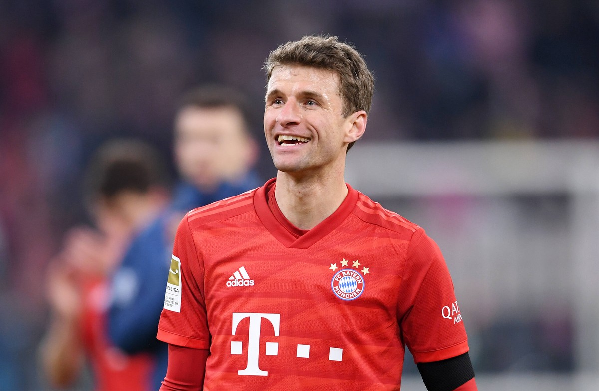 Fussball 1. Bundesliga Saison 2019/2020 19. Spieltag FC Bayern Muenchen - FC Schalke 04 25.01.2020 Thomas Mueller FC Bayern Muenchen lacht
Unter Flick hatten die Spieler einen guten Trainer der sie i ...