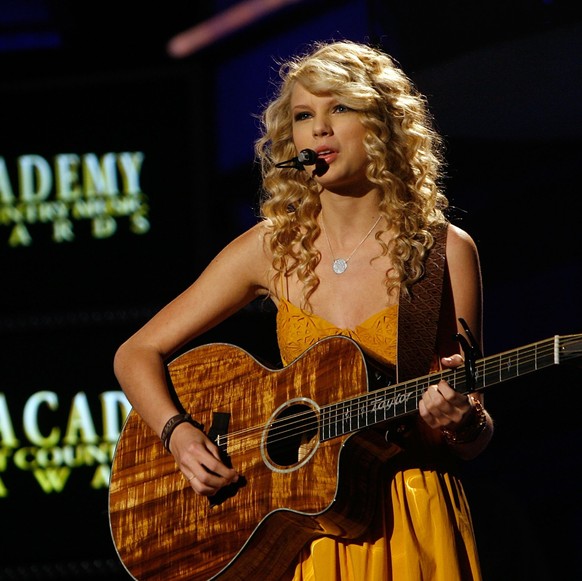 LAS VEGAS - MAY 13: Musician Taylor Swift performs onstage during the rehearsals for the 42nd Academy of Country Music Awards held at the MGM Grand Garden Arena on May 13, 2007 in Las Vegas, Nevada. ( ...