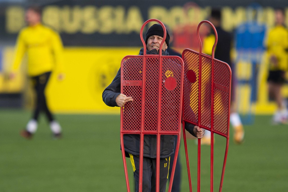 Taktikfuchs Lucien Favre im Training.