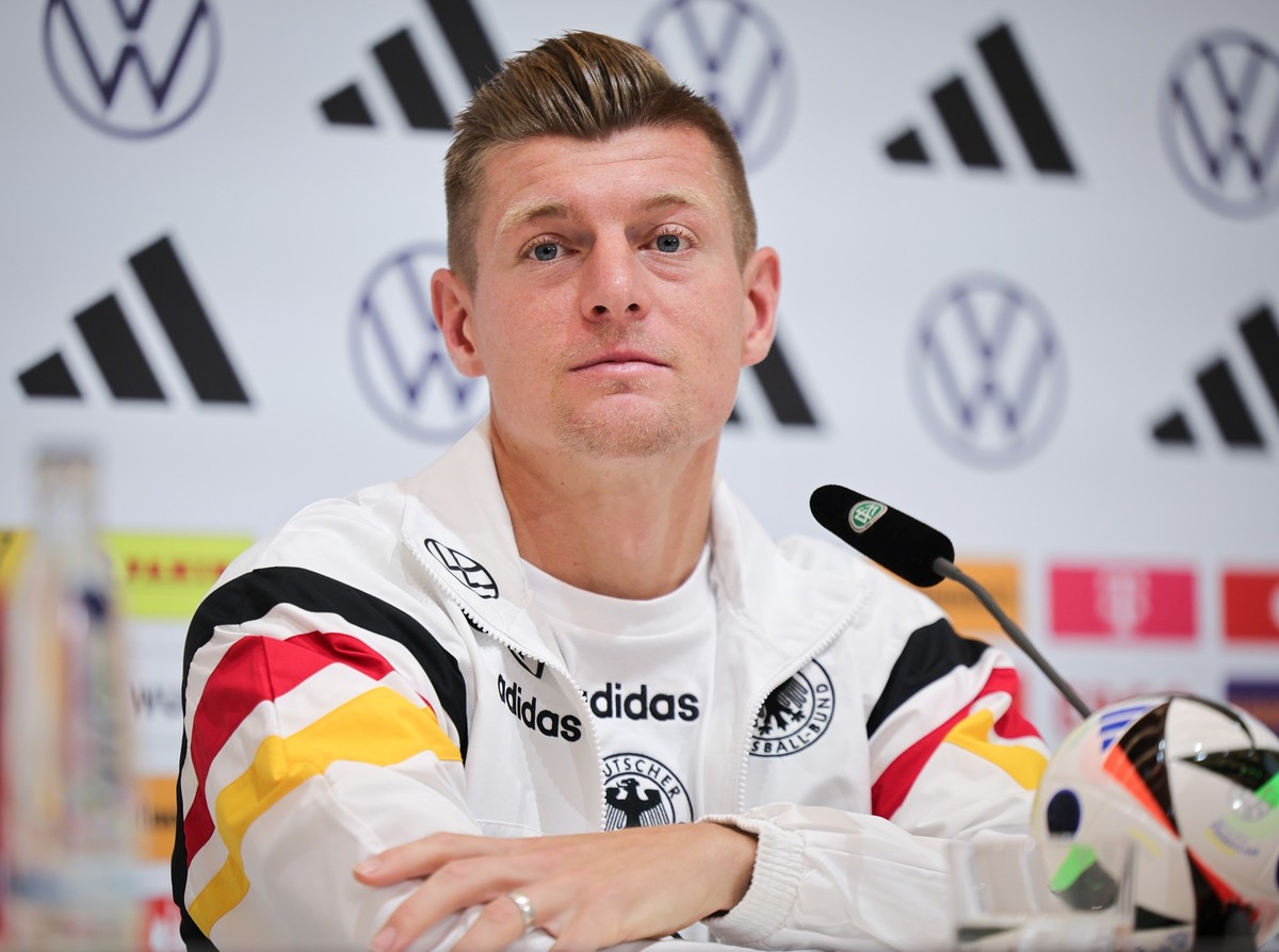 03.07.2024, Bayern, Herzogenaurach: Fu
