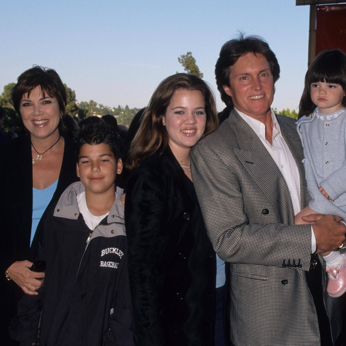 BRUCE JENNER with wife Kris Jenner , daughter Kendall Jenner , Robert Kardashian Jr. and Knloe Kardashian (Kris Jenner s Kids) 1998.Mulan premiere in Hollywood , Ca..k12562lr. PUBLICATIONxINxGERxSUIxA ...