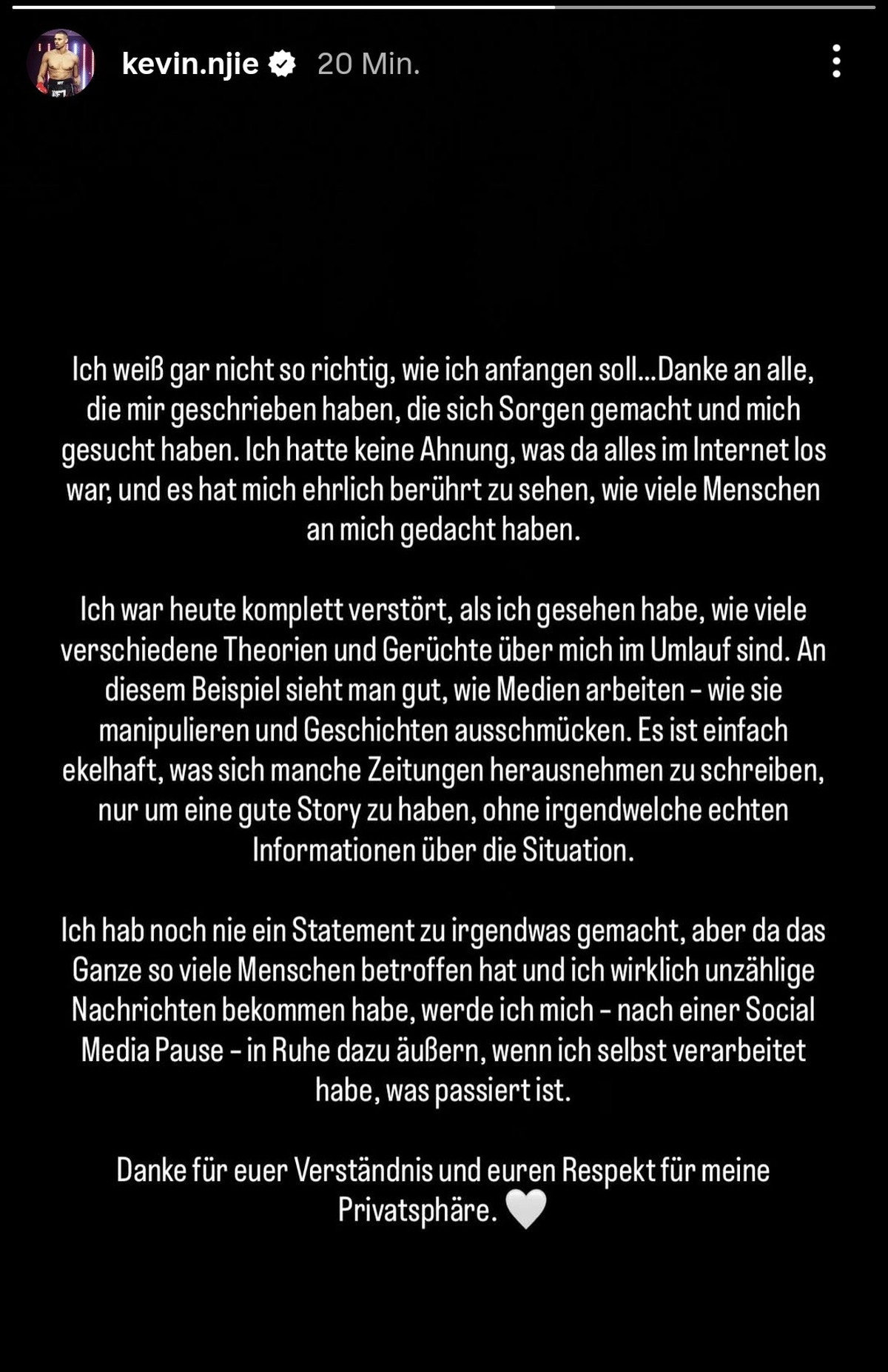 Kevin Njie äußert sich auf Instagram.