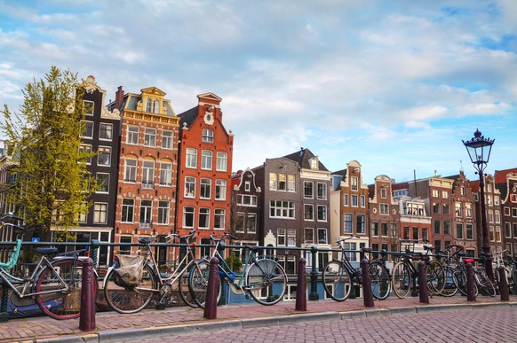 Fahrräder gehören zum Bild von Amsterdam einfach dazu.