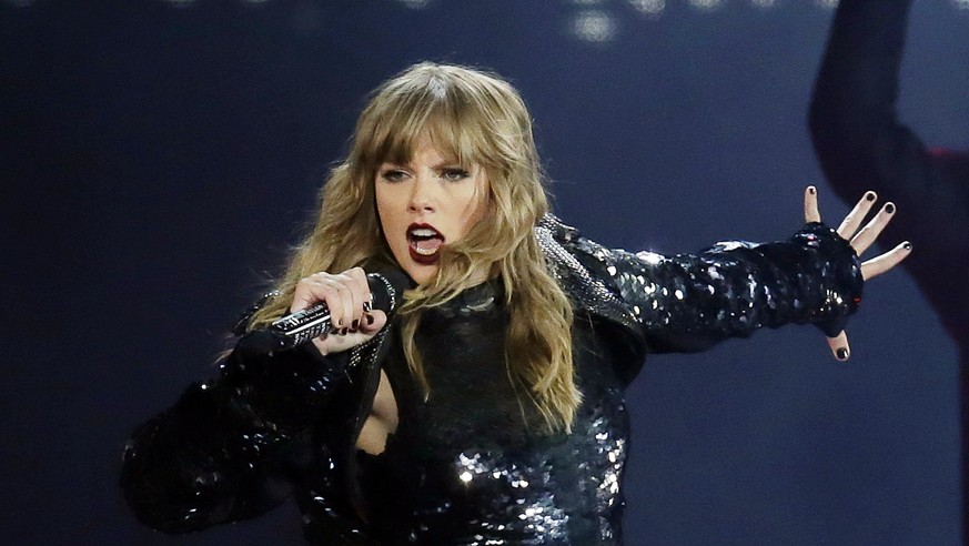 Taylor Swift performs during the Reputation Stadium Tour opener at University of Phoenix Stadium on Tuesday, May 8, 2018, in Glendale, Ariz. (Photo by Rick Scuteri/Invision/AP)