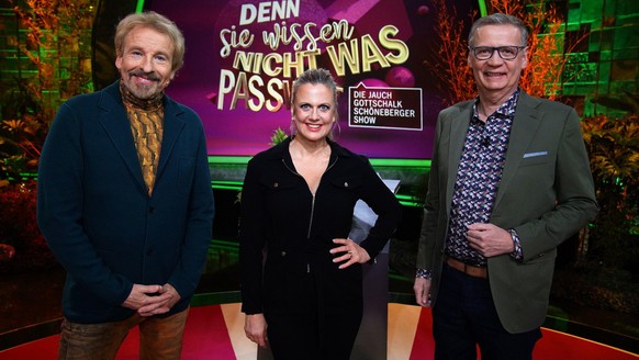 Barbara Schöneberger, Thomas Gottschalk (l.) und Günther Jauch.

Die Verwendung des sendungsbezogenen Materials ist nur mit dem Hinweis und Verlinkung auf RTL+ gestattet.