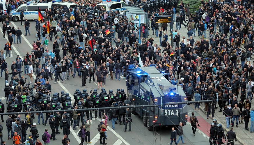 25 Straftaten und 9 Verletzte: Die Fakten aus Chemnitz im Überblick