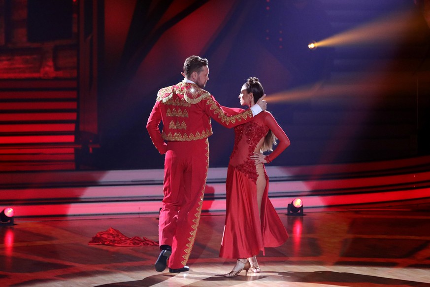 COLOGNE, GERMANY - APRIL 22: Bastian Bielendorfer and Ekaterina Leonova perform on stage during the 8th show of the 15th season of the television competition show &quot;Let&#039;s Dance&quot; at MMC S ...