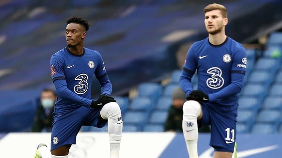 Mandatory Credit: Photo by Michael Zemanek/BPI/Shutterstock 11699712dh Callum Hudson-Odoi and Timo Werner of Chelsea take the knee in solidarity with Black Lives Matter movement Chelsea v Morecambe, E ...