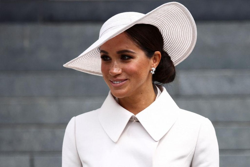 LONDON, ENGLAND - JUNE 03: Meghan, Duchess of Sussex departs after the National Service of Thanksgiving to Celebrate the Platinum Jubilee of Her Majesty The Queen at St Paul&#039;s Cathedral on June 3 ...