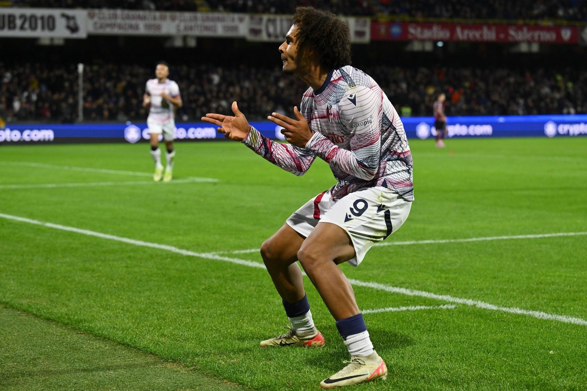 Ci Salerno 10/12/2023 - campionato di calcio serie A / Salernitana-Bologna / foto Carmelo Imbesi/Image nella foto: esultanza gol Joshua Zirkzee PUBLICATIONxNOTxINxITA