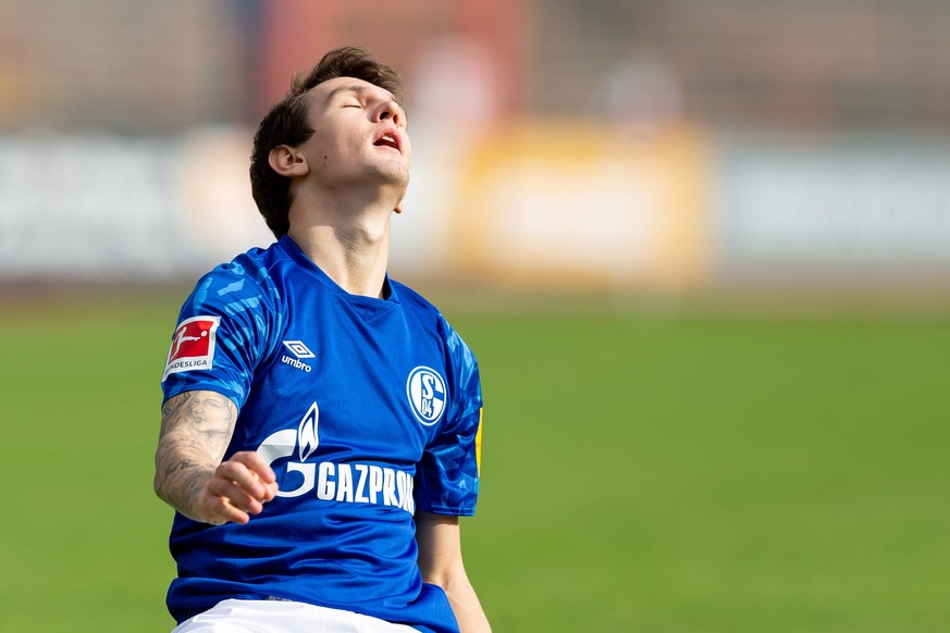 Oberhausen, Germany 07.07.2019, Freundschaftsspiel, Testspiel, Rot-Weiss Oberhausen - FC Schalke 04, Benito Raman (S04) gestikuliert, gestik ( Defodi-01061000856 *** Oberhausen, Germany 07 07 2019, fr ...