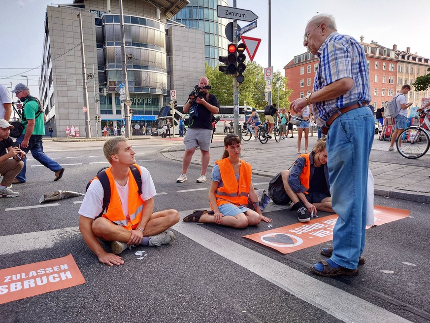 August 24, 2023, Munich, Bavaria, Germany: Promising the make Munich the ÃâoeHochburgÃâÂ for their protests, the Letzte Generation Last Generation climate activist group planned to carry out actions t ...