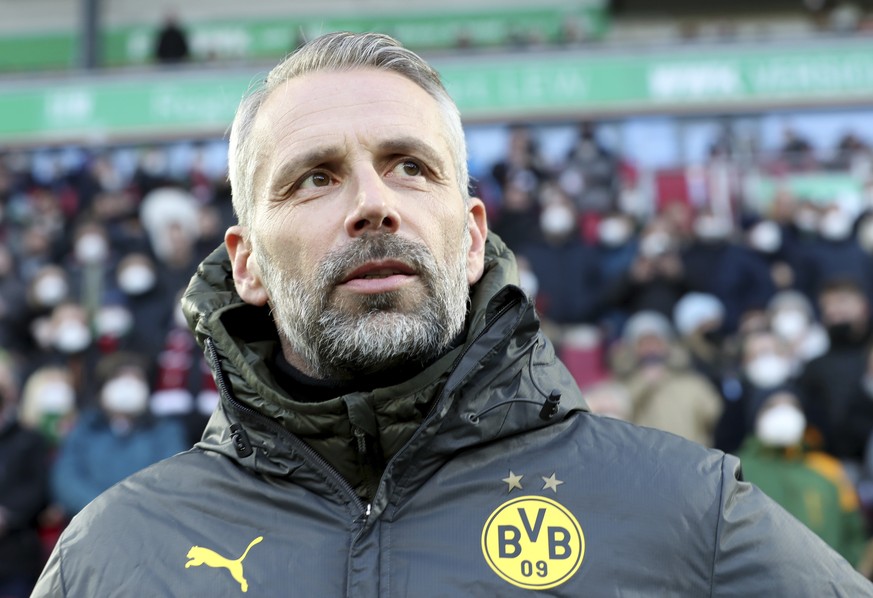 Dortmund&#039;s head coach Marco Rose before the Bundesliga soccer match between FC Augsburg and Borussia Dortmund in Augsburg, Germany, Sunday, Feb. 27, 2022. (AP Photo/Alexandra Beier)