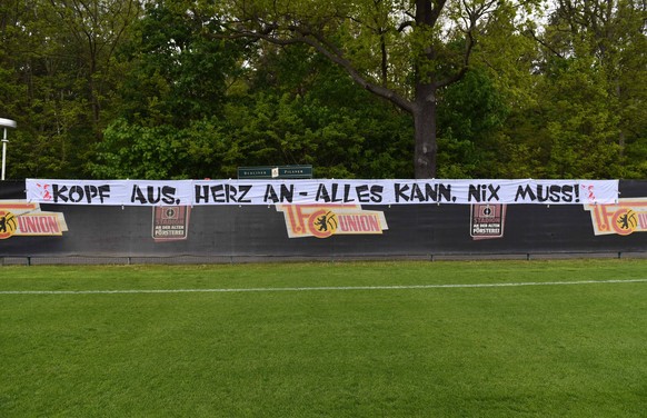 "Kopf aus, Herz an – Alles kann, nix muss." – Mentale Unterstützung für das Team von Urs Fischer.