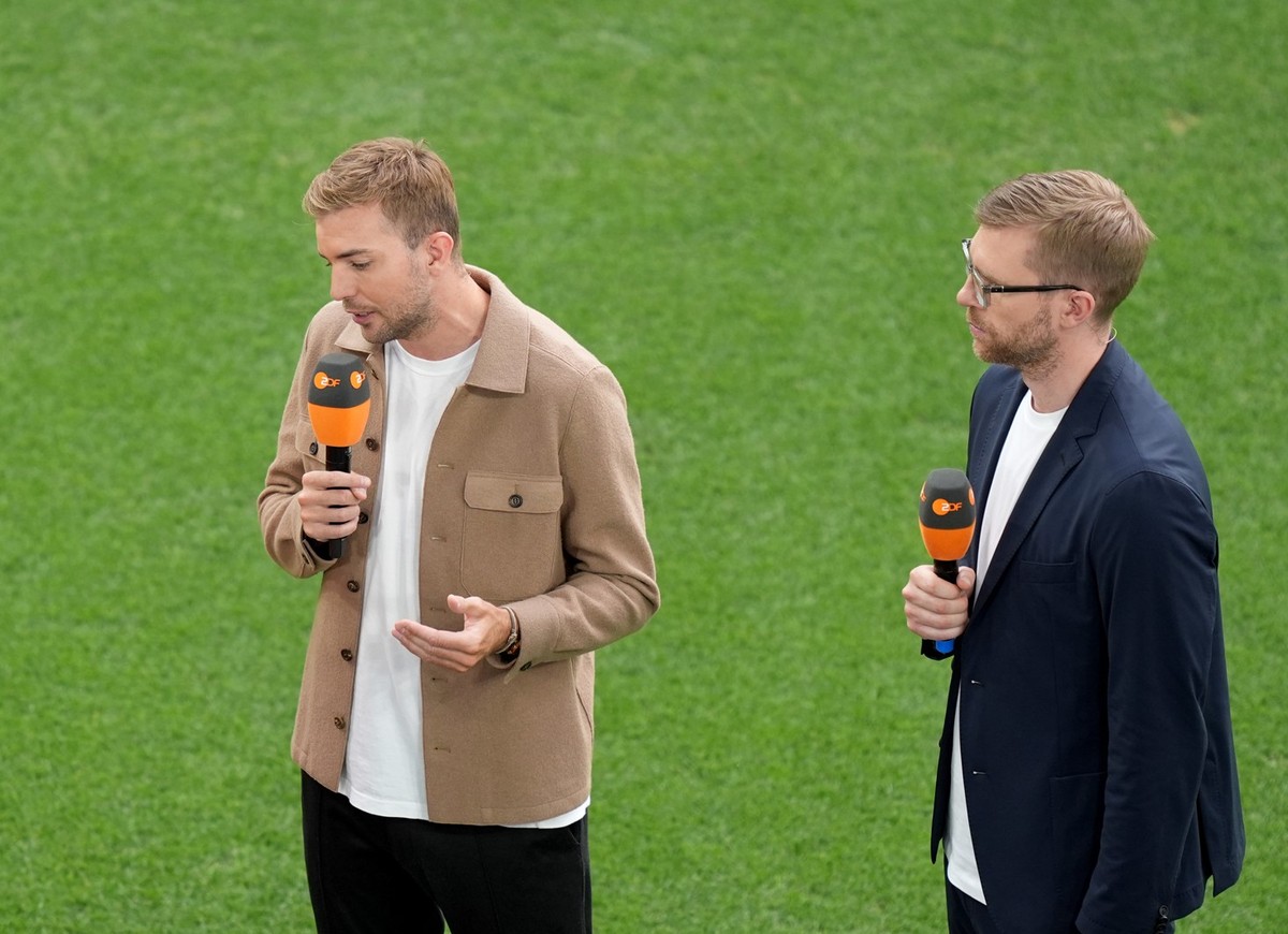 29.06.2024, Nordrhein-Westfalen, Dortmund: Fu