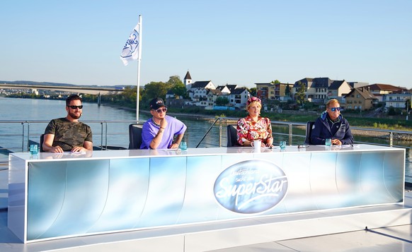 HANDOUT - 21.09.2020, ---: Die Jury der Casting-Show &quot;Deutschland sucht den Superstar&quot; (DSDS) mit Michael Wendler (l-r), Mike Singer, Maite Kelly und Dieter Bohlen. Am 5. Januar 2021 startet